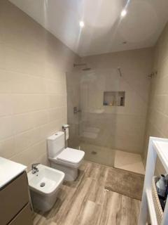 Located in the popular resort area of Kapparis ! - 4