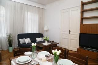 Große helle Wohnung gegenüber U-Bahnstation - 3