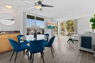 The Glass Anchor - 2 Bed Front-Row Marina Suite - 0