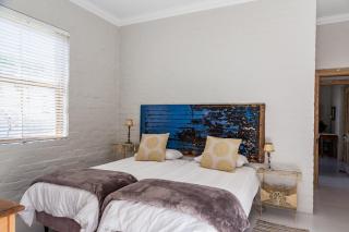 Nerf-af Cottage at Onrus, Hermanus - 5
