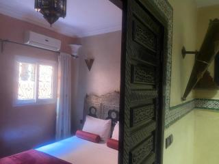 Riad zineb au cœur de Marrakech &3 Piscines &Jacuzzi & Petit-Déjeuner& parking gratuit - Marrakesh - 7