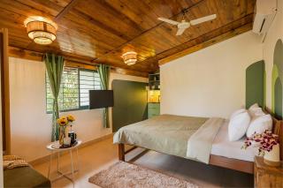 Studio Apartment W Pool, 5 mins ride to Vagator Beach - 5