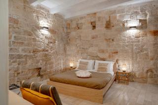 Old tuff apartments - 8