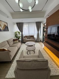Cozy 1BR in Kilimani Epic Balcony and City Views - 0