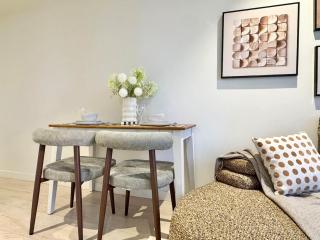 Cozy 1B apt in Central Mel unbeatable location#EQ23 - 6