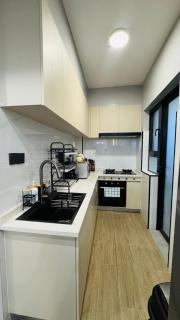Kilimani Sky Retreat 2BR Epic Panoramic Views - 1