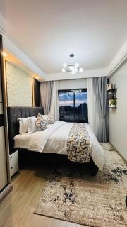 Luxury 2BR High Floor Skyline - 6