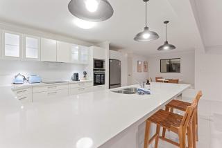 Bluefin Noosa Retreat 3Bed Townhouse and Pool - 2