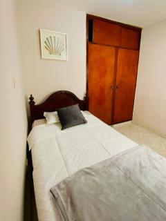 Apartamento comodo, 3 Hab, cerca Poblado - 1