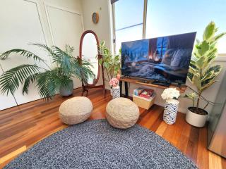 Cosy Studio with Forest Views, Noosa Hinterland - 6