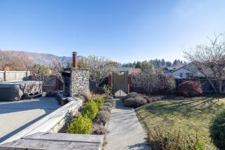 Retreat on Ragan - 9