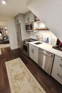 Logan Garden Flat - 5 min drive to Monuments - 9