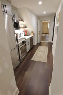 Logan Garden Flat - 5 min drive to Monuments - 6