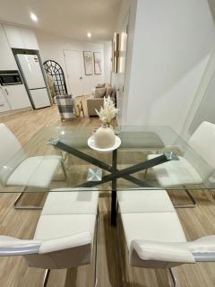 Double Room with Private Bath in Christchurch 10 mins away from Airport - 9