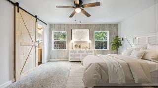 5-Star Stay-Huge 4BR Near Bishop Arts-Sleeps 12- Family Friendly - 2