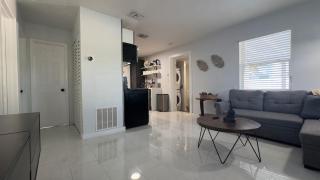 Relaxing Family Getaway w Heated Pool & Spa - 5