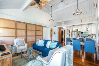 Haleakala Shores A-411 - Modern 2BR/2BA, 2 King Beds, Sleeps 4, Split AC, Wi-Fi - 1