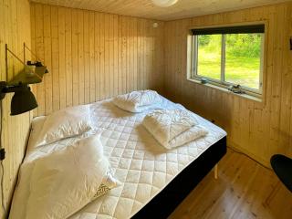 Red Wooden House With Spa Near Knudeklinterne - 3