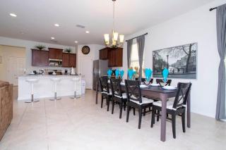 Gorgeous 5 Bd w/ Pool Close to Disney 6071 - 1