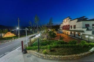 YUN-JING BAISHI VILLA - 4