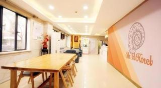 Shell Hotel Shanghai Expo Changqing Road Metro Station - 7