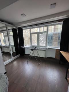 Cozy Urban Studio - 5