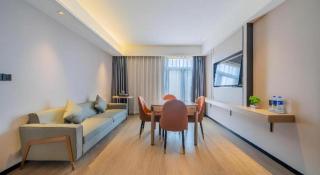 Borrman Hotel Chongqing Auto Expo Sanya Bay Light Rail Station - 0