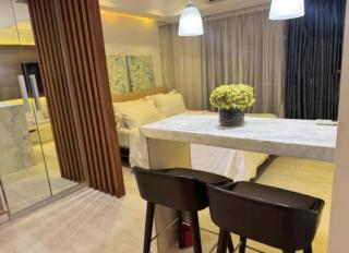 Family room at azure - near airport - 0