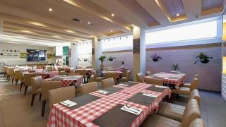 Horison Ultima Makassar - 4