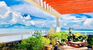 Whale Ocean View Hotel - 9