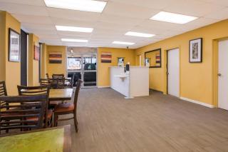 Econo Lodge Gretna - New Orleans - 2