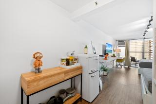 #Marbella Lane - Lux Condo in Waikiki with Pool View - 3