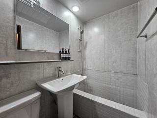 Daljee Guesthouse - 6