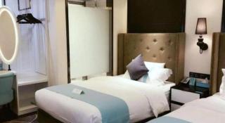 Xana Hotelle· Tianjin Railway Station Jinwan Square Binjiang Avenue - 5