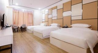 Borrman Hotel Heyuan East Station Linjiang Vehicle Administration Office - 4