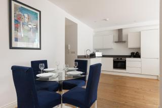 New! Bright 2BR Flat with Patio - 7