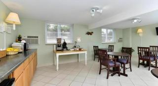 Americas Best Value Inn Jefferson City - 6