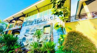 Lake Terrace Resort - 9