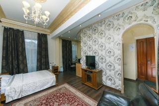 Central Apartments - 1