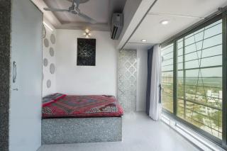 Mystical stay in Goregaon East - 0