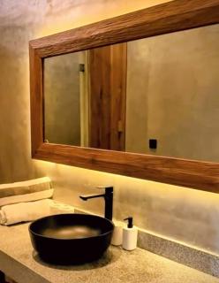 Pigstone Design Studios Beachfront - 4