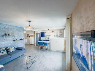 Spacieux T3 moderne avec balcon 6 pers, hyper centre Clermont - 4