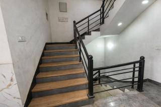 Hotel PKD Vrindavan Near 100 Futta Main Road - 8