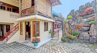 OYO 91353 Hotel Surya Andesa - 1