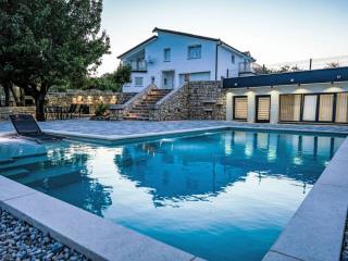 Holiday home Secret Gem - 0