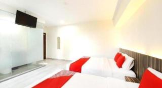 OYO 718 Mr J Hotel Wakaf Che Yeh 1 - 9