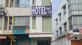OYO 90862 Hotel Small City - 5