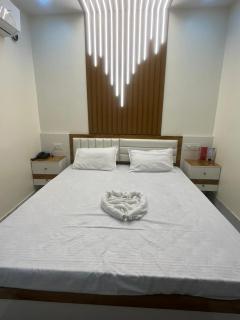 Alishba Hotel And Restaurant - 7