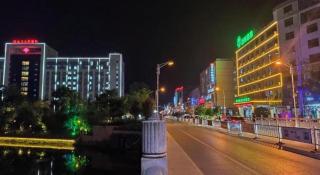 GreenTree Inn Xianning Tongshan Yangdu Avenue - 2