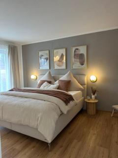 Neubau Ferienwohnung mit Bergblick und Sauna - 0